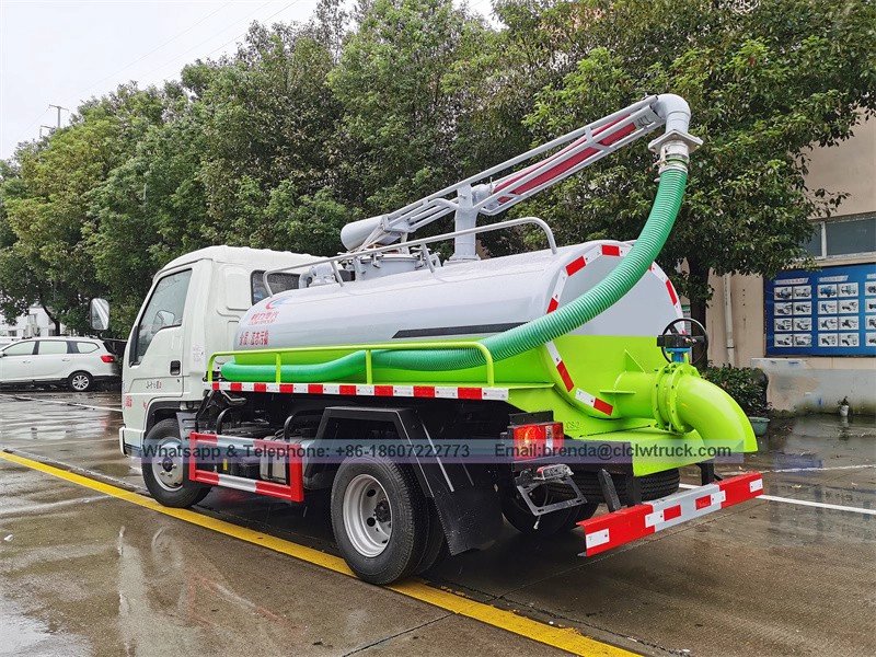 Foton 3000liters petit camion d'aspiration fécale à vendre
