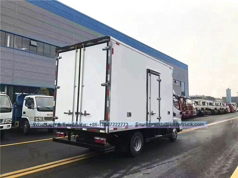 JAC 3-8T 4x2 Camión de carga del refrigerador
