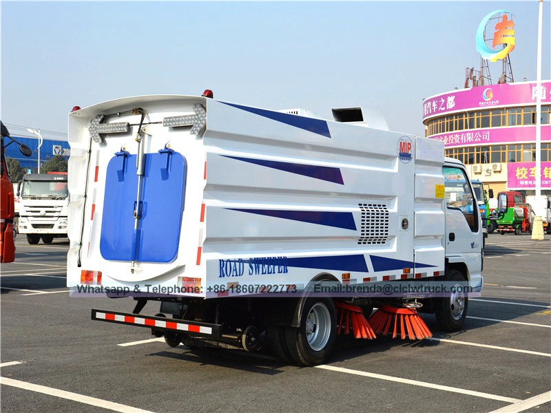 Camion de balayeur de route Isuzu japonais fabriqué en Chine