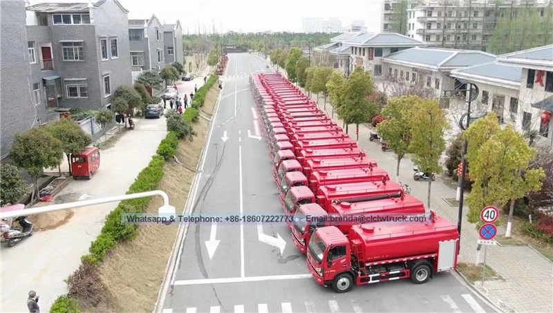 Sinotruk Howo 4x2 6000liter泡沫消防车