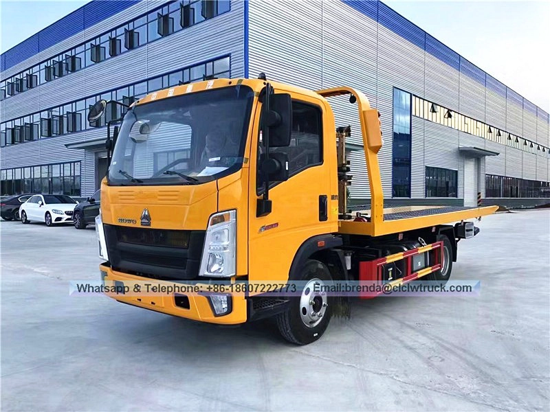 SINOTRUK HOWO 5TON flatbed tow truck,4X2 wrecker tow truck for sale