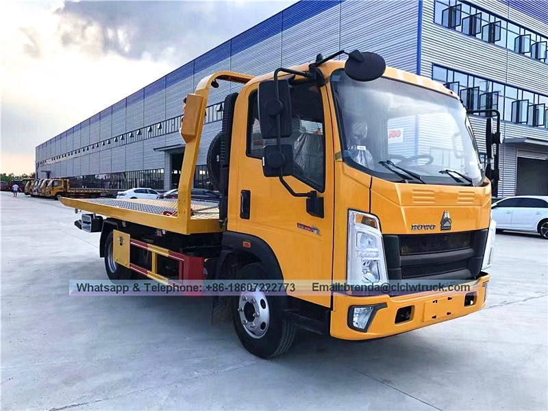 SINOTRUK HOWO 5TON flatbed tow truck,4X2 wrecker tow truck for sale