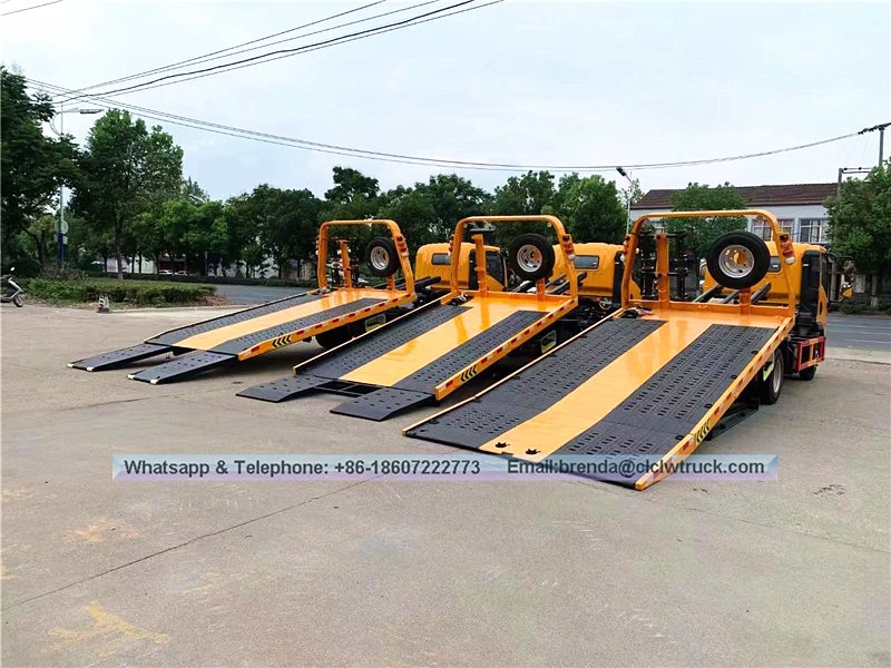SINOTRUK HOWO 5TON flatbed tow truck,4X2 wrecker tow truck for sale