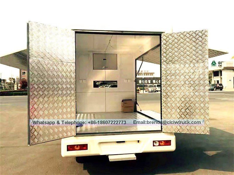 White Color/Food Trucks à Dubaï, les camions de crème glacée en Arabie saoudite