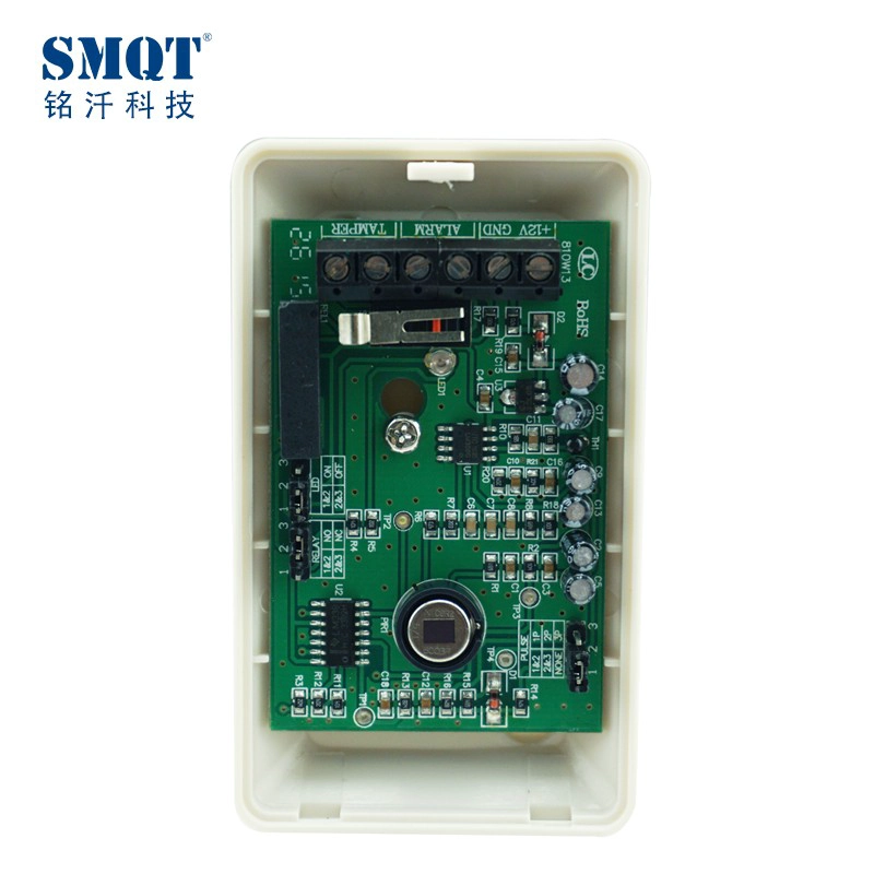 Compatible avec les systèmes de panneaux d'alarme Détecteur de mouvement infrarouge câblé EB-181
