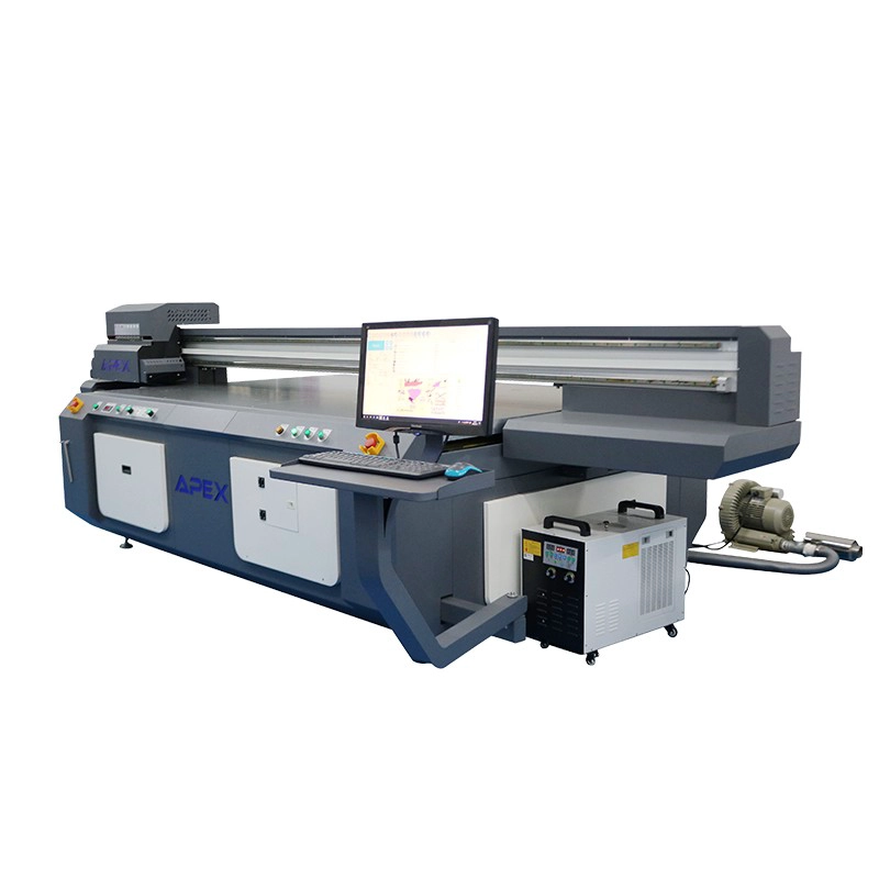China Toshaba CE4-Druckkopf 250 * 130cm Großformat UV-Drucker-UV2513 Hersteller