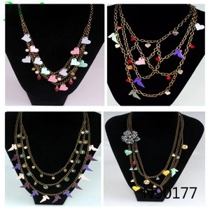colored plastic crystal sex split heart charmed necklace N90177