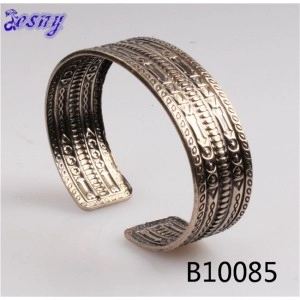 Çin engraved open indian fashion tattoo antique brass bangle üretici firma