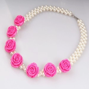 China rainbow colored plastic acrylic artificial hawaiian flower necklace N90154 manufacturer
