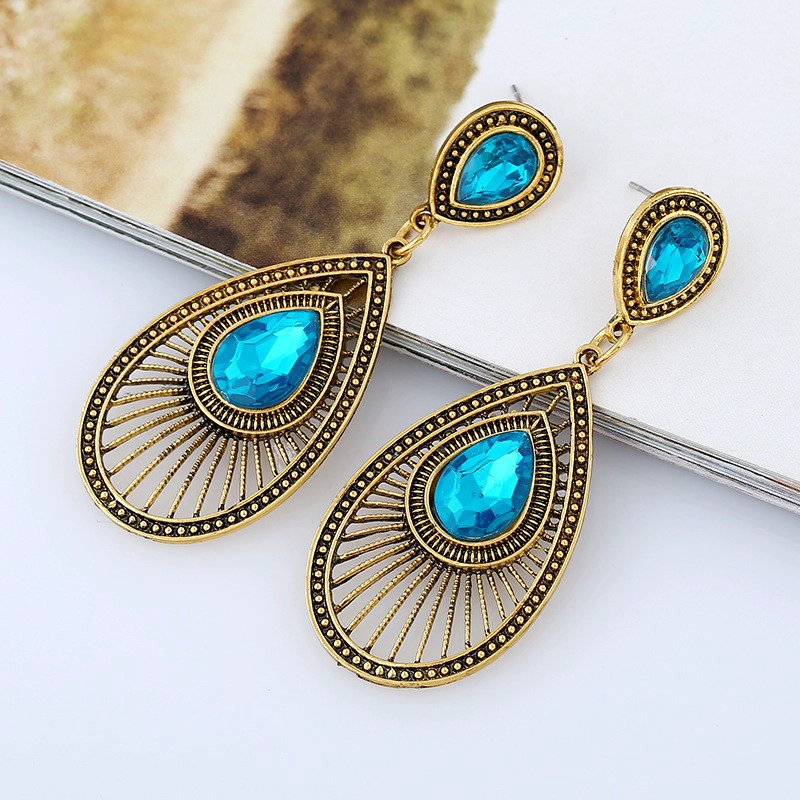 Europe and America water drops retro hollow personality jeweled wild earrings