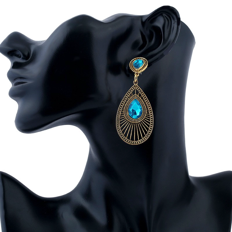 Europe and America water drops retro hollow personality jeweled wild earrings