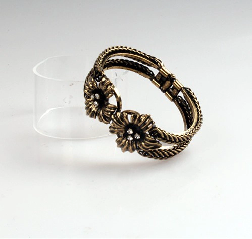 European high-grade Jewelry Wholesale Wide Opening Cuff Alloy Bracelet