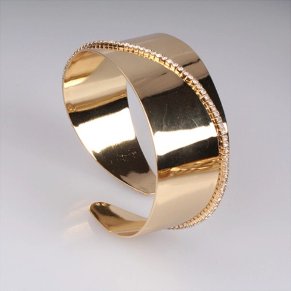 China Fashion bracelet OEM manufacturer bulk custom hot wide copper bracelet bangle crystals chain from swarovski women gold silver manufacturer