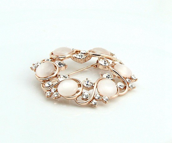 Gold-plated Flower Cheap Wholesale Crystal Rhinestone Opal Bulk Brooch Jewelry Innovations Jewelry Gift