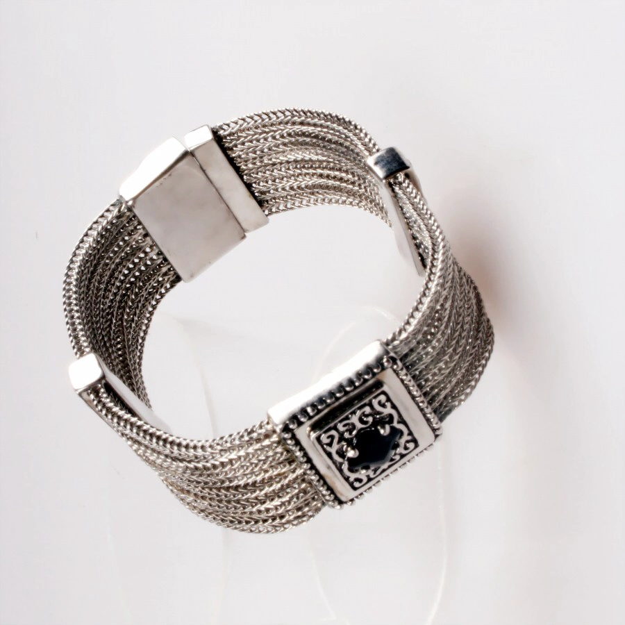 High quality women fashion silver bangle rhodium silver plated jewelry handmade jewelry wholesale Silver charm bracelet manufacturer china