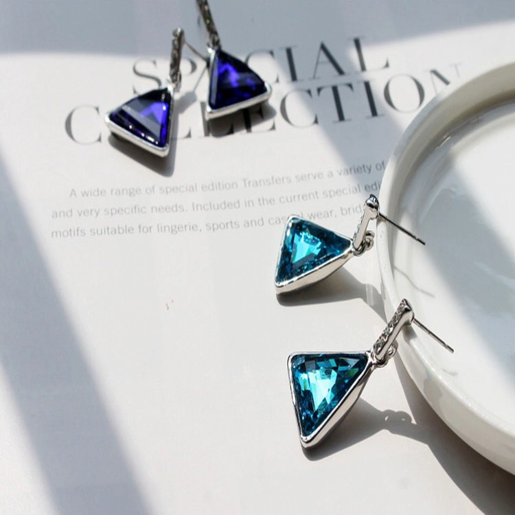Jewelry wholesale manufacturers wholesale hot sale geometric style multi-glossy Austrian crystal triangle earrings