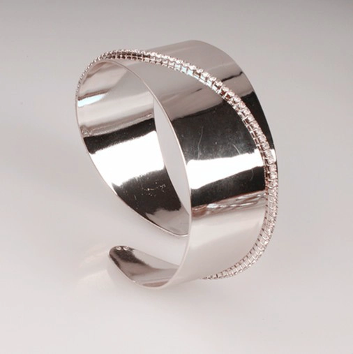 New Arrival Fashion Bracelet Alloy Wholesale Bracelet OEM/ODM are welcome