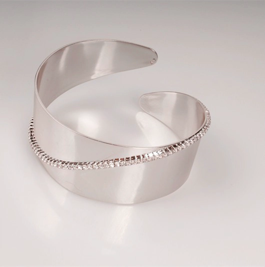 New Arrival Fashion Bracelet Alloy Wholesale Bracelet OEM/ODM are welcome