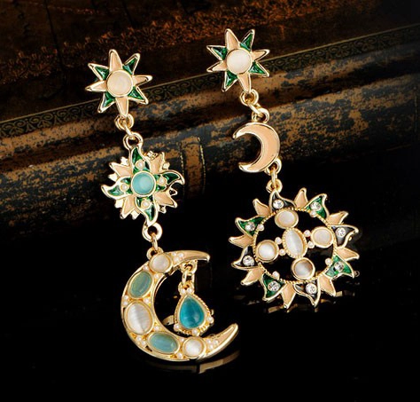 Special Retro European Style Zinc Alloy Artificial Gemstone Earrings Manufacturer in China