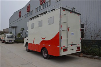 东风牌移动食品卡车耗材附近我出售