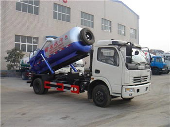 DongFeng brand 4cbm sewage suction Truck supplier in china