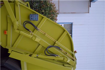 Dongfeng brand price of road sweeper truck manufactures in china