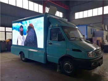 IVECO бренд 4x2 мобильный рекламный грузовик с грузовиком для продажи на продажу