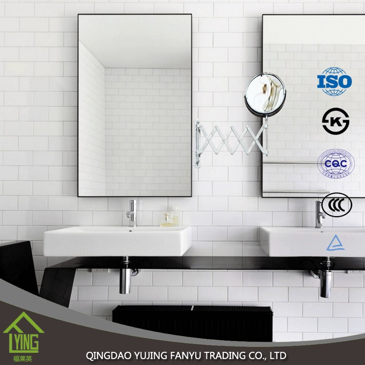 중국 New fashionable and classic bathroom mirror bath mirror made in China 제조업체