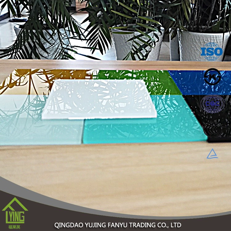 China Yujing 3mm 4mm 5mm tinted black glass colored textured decorative glass fabricante