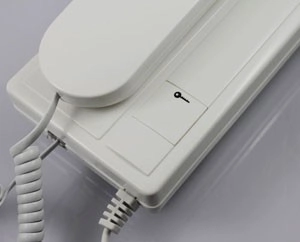 DIY 2 سلك سماعة الصوت باب الهاتف إنترفون الدخول التحكم في الوصول PY-DB3208