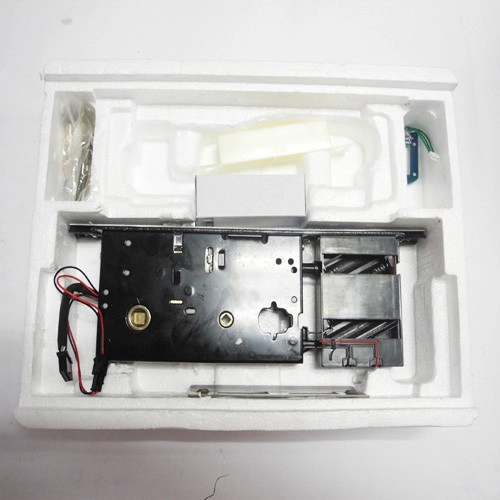 RF บัตรล็อค Made in China Zink ล้อแม็กยาวร่อง PY-8016