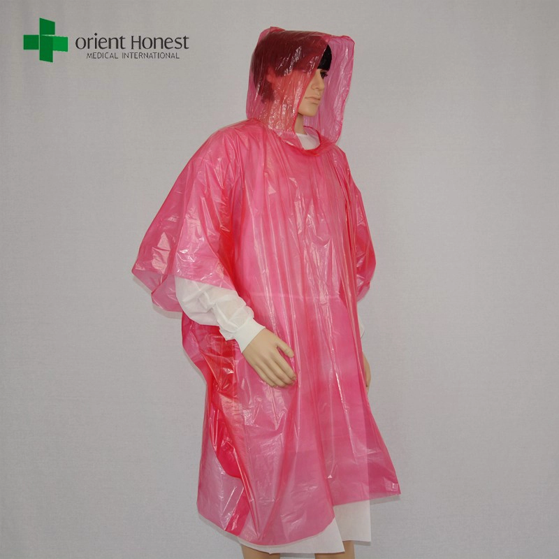 China PE Red Color wasserdicht Kunststoff Einweg Regenmantel mit Kapuze Lieferanten Hersteller