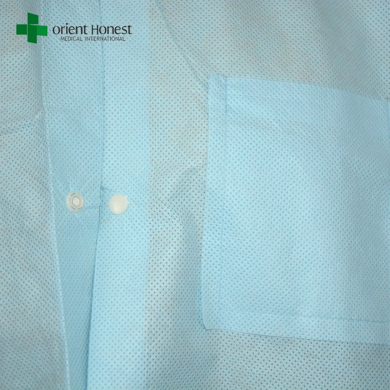 disposable pp non-woven visit gown,China exporter disposable vistor clothing,hot sales cheap disposable PP vistor coat