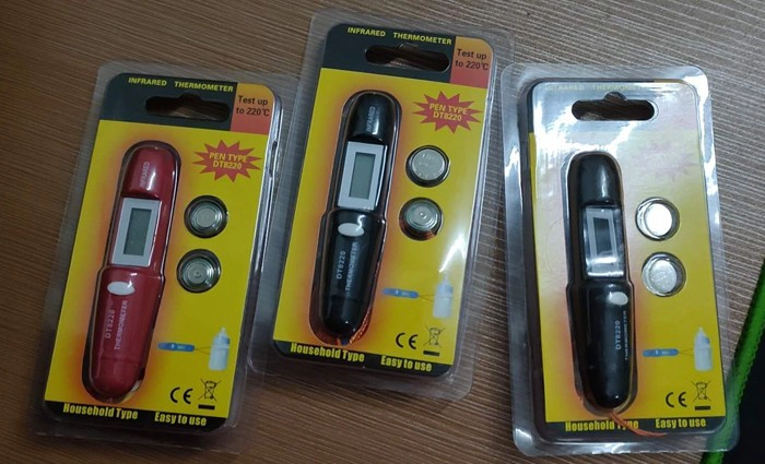 handheld thermometer