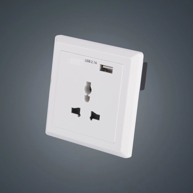 British USB wall socket