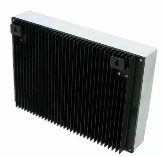 I-Panda Zeer efficiënte 48V 100A MPPT-zonnecontroller