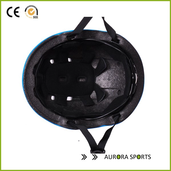 AU-K003 مصمم سكيت الخوذ وجه كامل التزلج خوذة Suppiler في الصين.