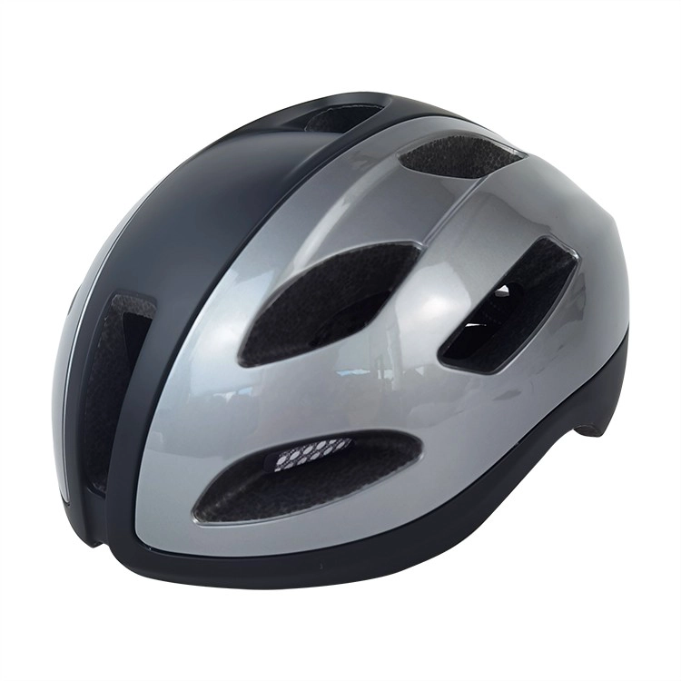 Casque de vélo de route aérodynamique neuf-conçu