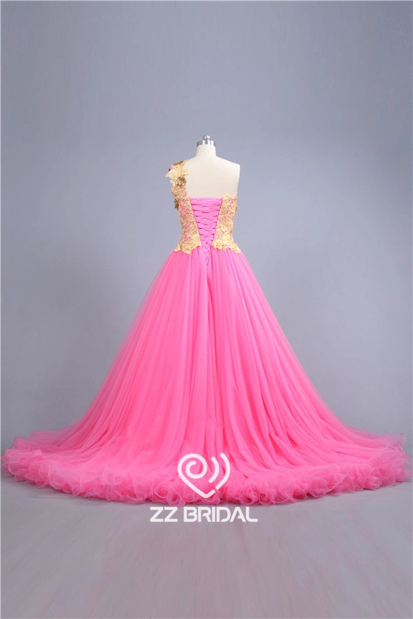 2016 última encaje guipur amarilla appliqued el vestido de novia de un solo hombro de color rosa de China