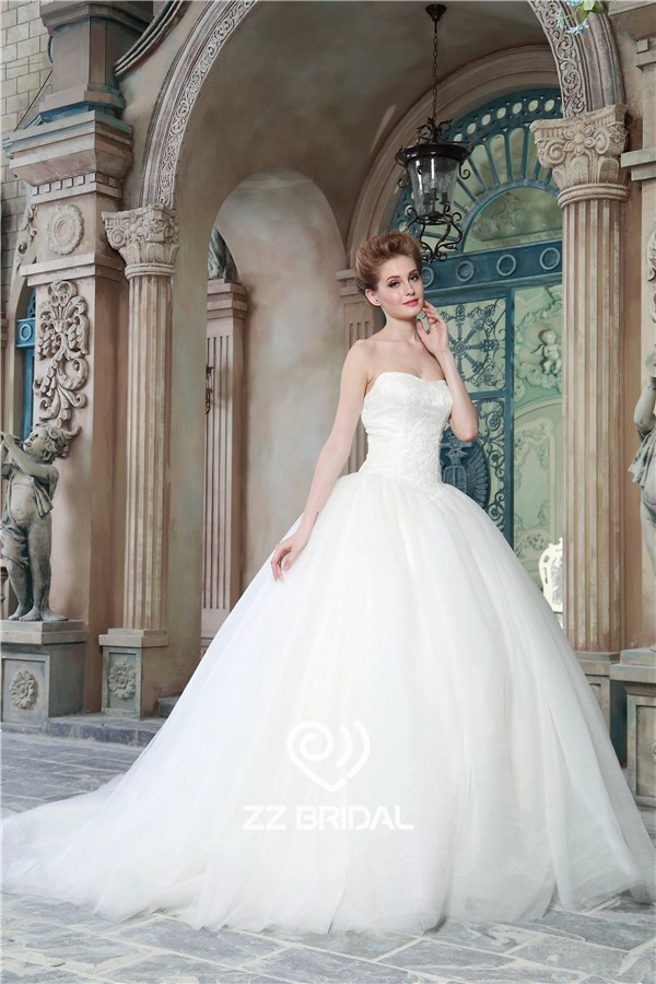Ball gown dress sweetheart neckline tulle princess wedding gown manufacturer