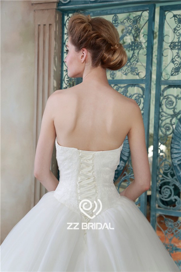Ball gown dress sweetheart neckline tulle princess wedding gown manufacturer
