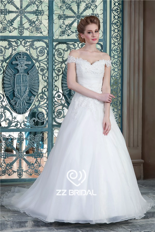 Nieuwe aankomst off shoulder lieverd hals kant geappliceerd ruches trouwjurk fabrikant
