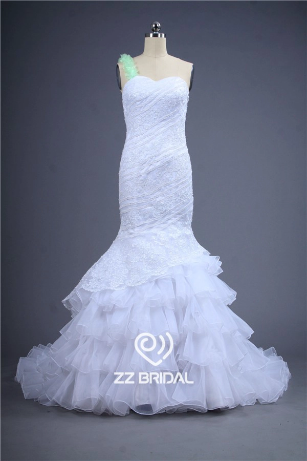 Nuovo di spaghetti verde innamorato cinghia neckline appliqued sirena di pizzo fornitore abito nuziale