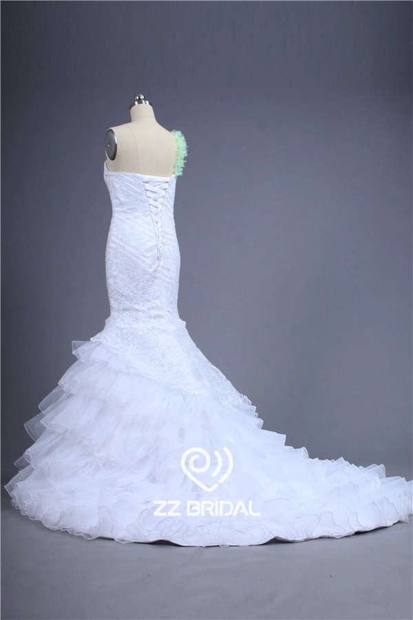 Nuovo di spaghetti verde innamorato cinghia neckline appliqued sirena di pizzo fornitore abito nuziale