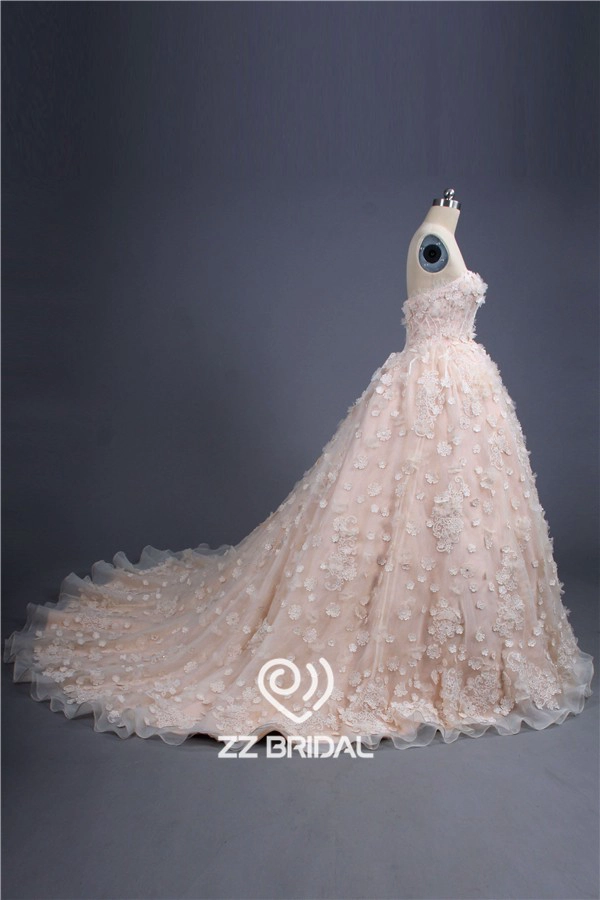 Estilo princesa strapless artesanais flores bola vestido de casamento vestido com cordões appliqued