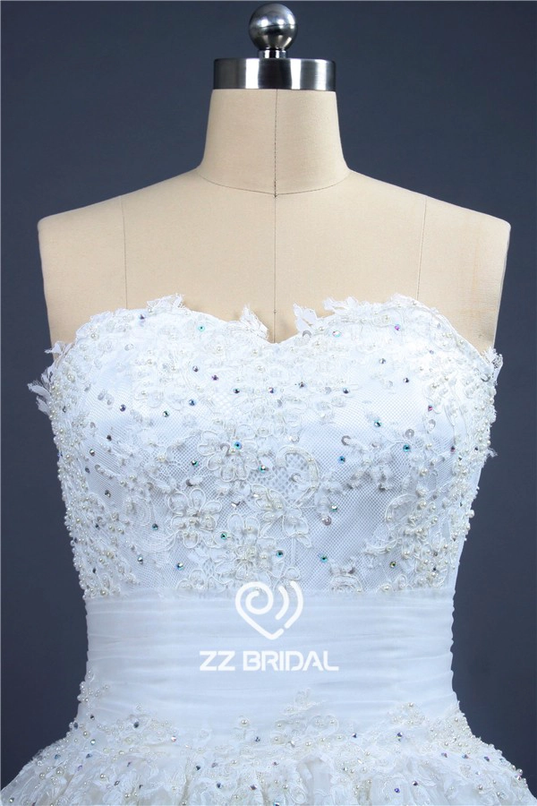 Images réelles robe de mariée en dentelle perlée bas appliqued décolleté amie de dentelle A-ligne