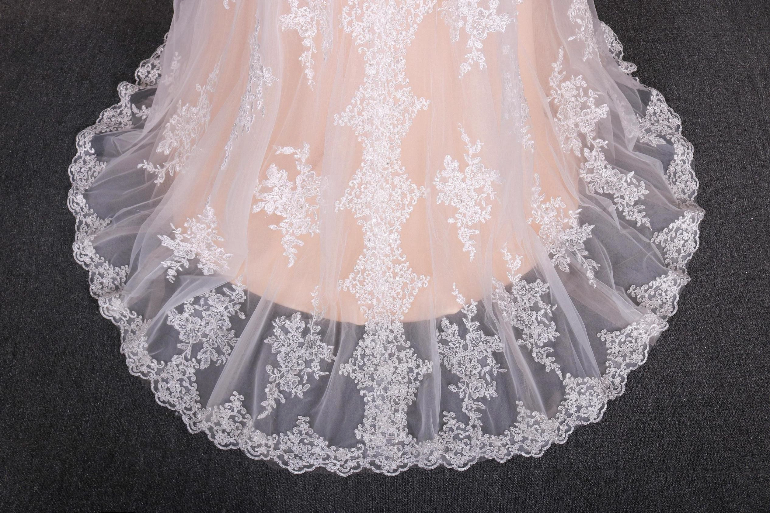 Sexy Spaghetti Strap Lace Casual suknie ślubne produkcji linii Suknie ślubne