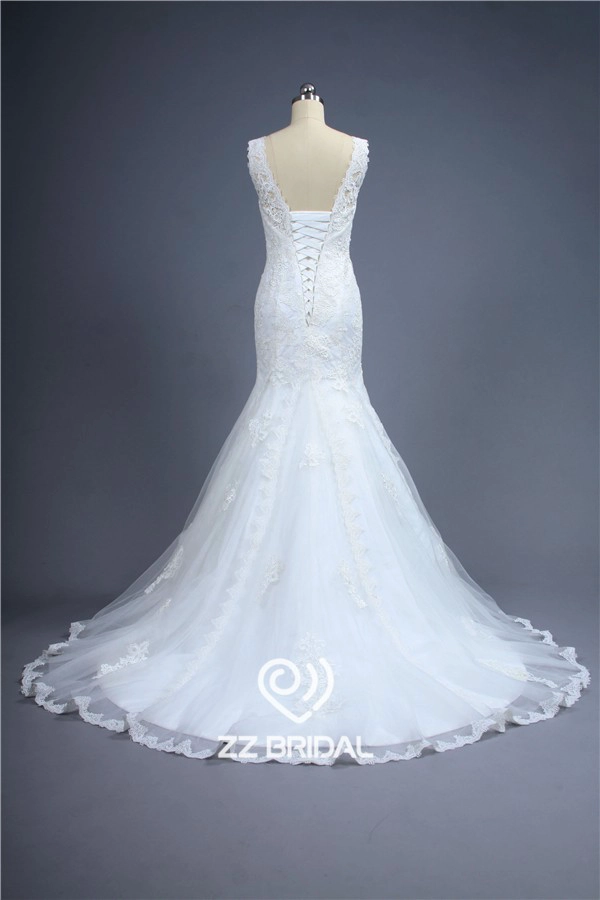 Pizzo superiore della cinghia di spaghetti appliqued sirena da sposa in pizzo-up produttore abito