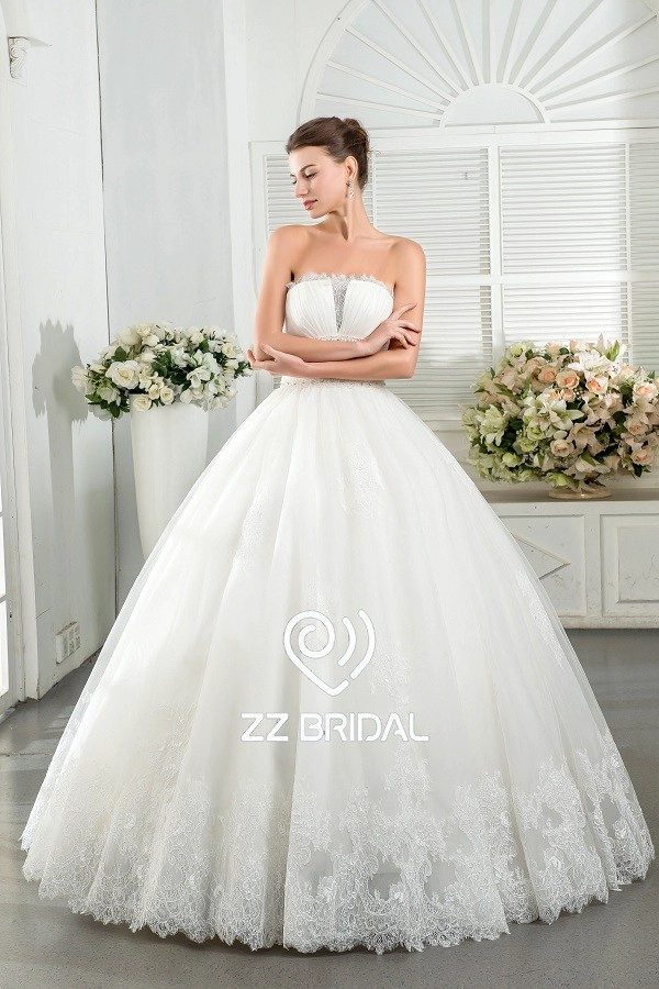 ZZ bridal 2017 strapless ruffled lace appliqued ball gown wedding dress