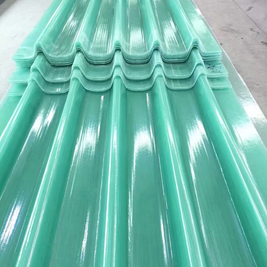 Chine Feuille de toiture en plastique renforcée par fibre de verre de fibre de verre transparente enduite de gel fabricant